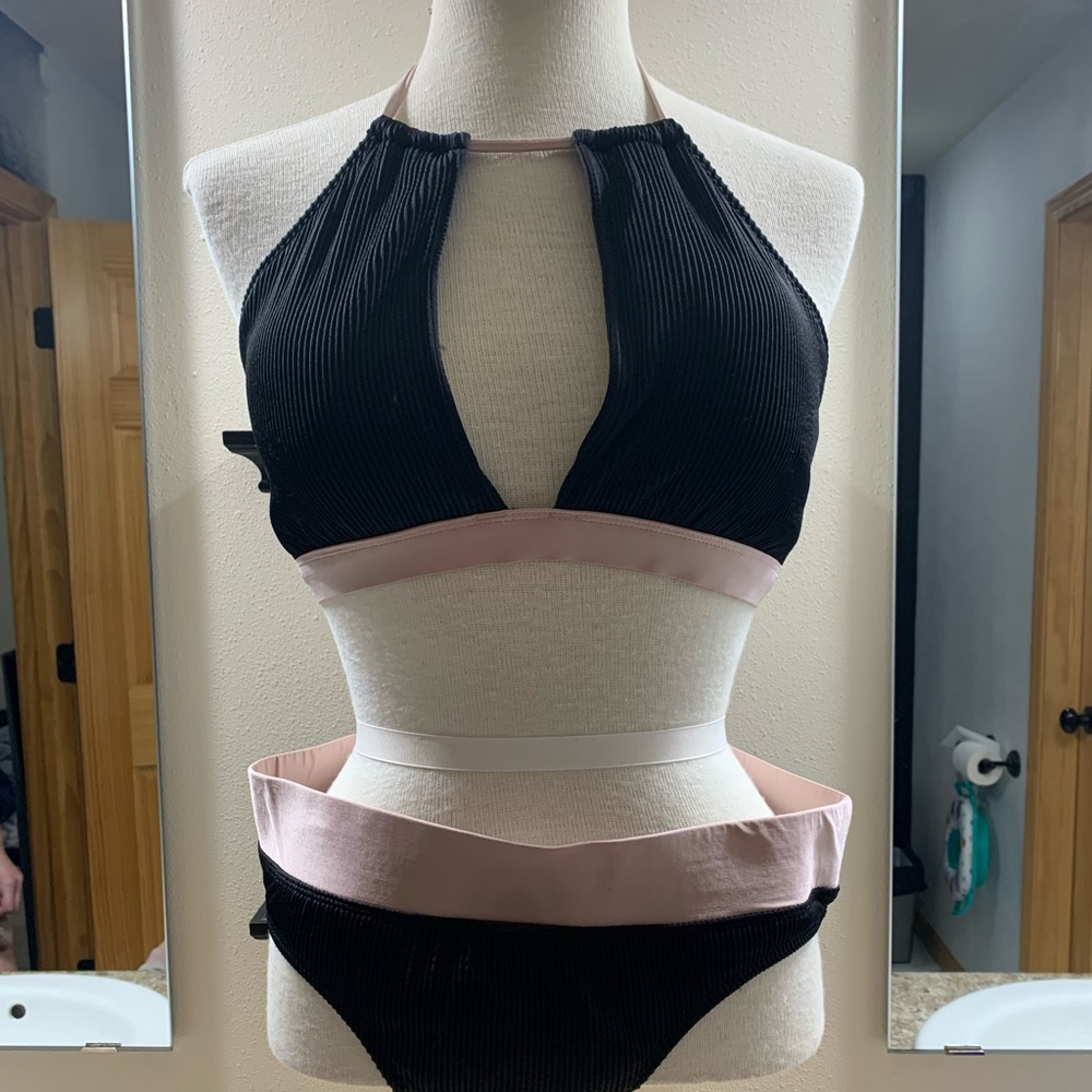 Ribbed Bikini